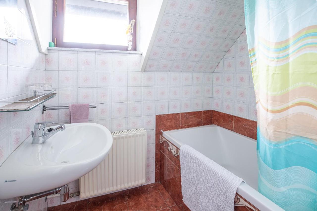 בוהין Apartma Kosnik Perunika מראה חיצוני תמונה
