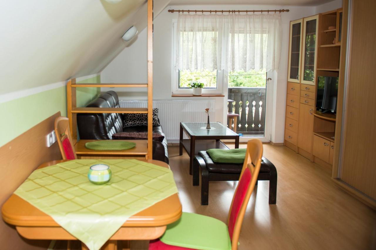 בוהין Apartma Kosnik Perunika מראה חיצוני תמונה